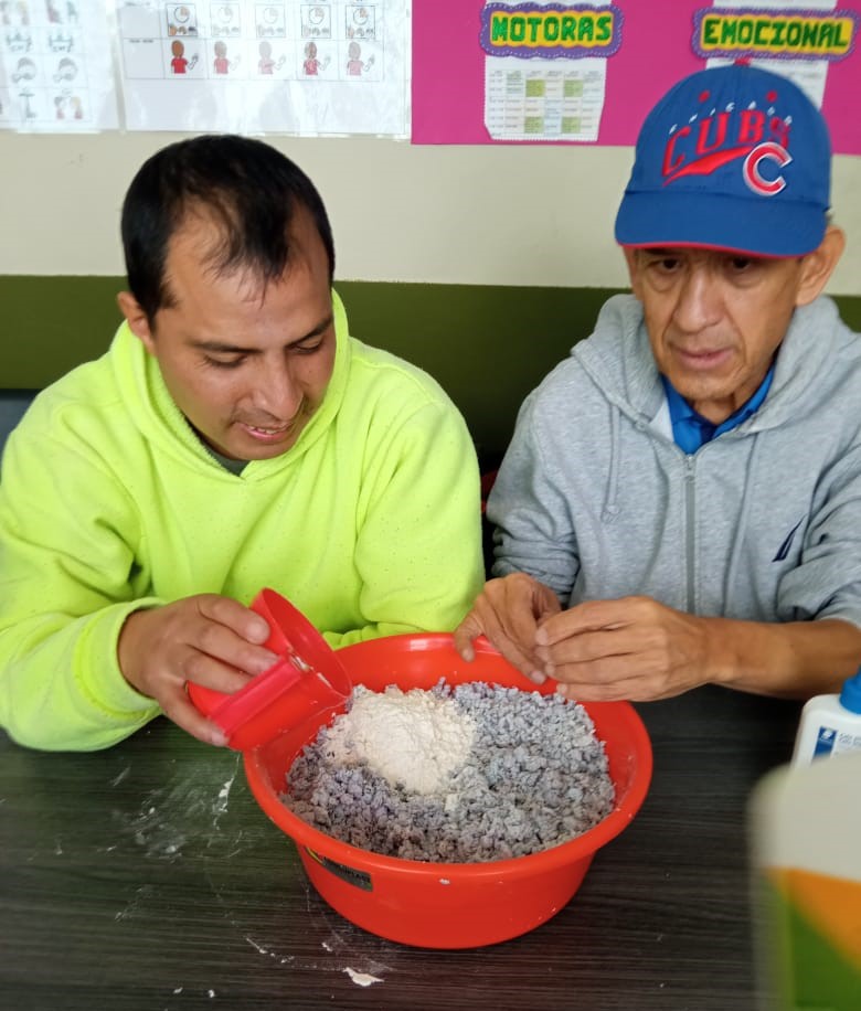 488599701_1068137775359162_2299876535103622113_n